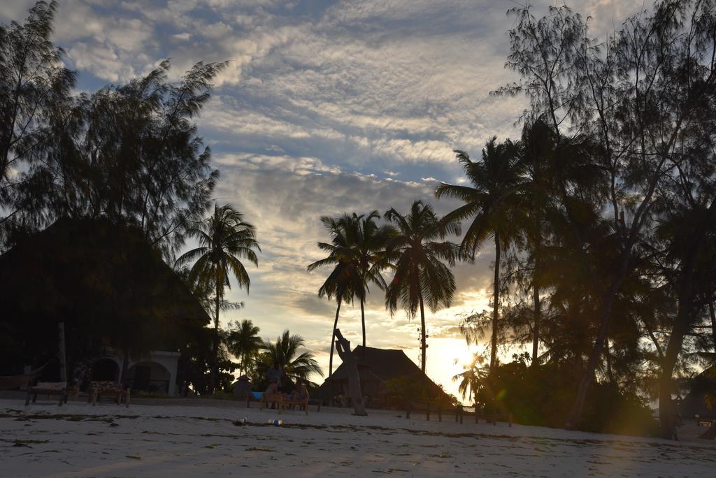 Mermaids Cove Beach Resort & Spa Uroa Exterior photo